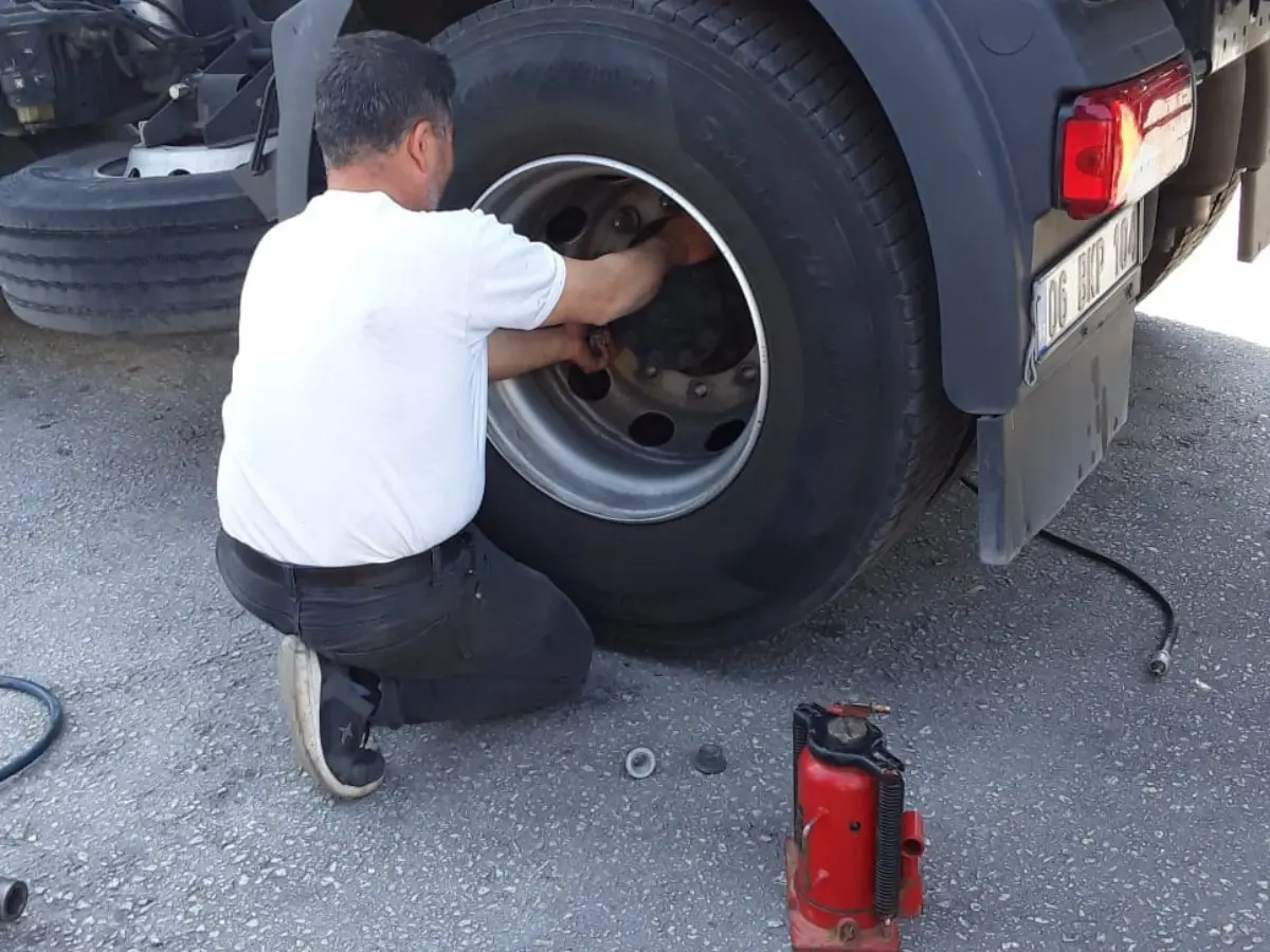 İhsaniye Oto Lastikçi